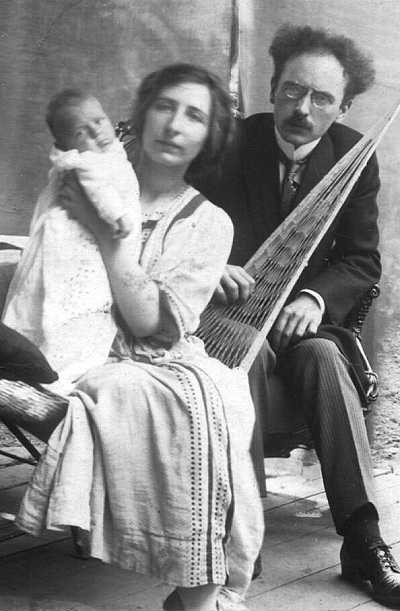 1916